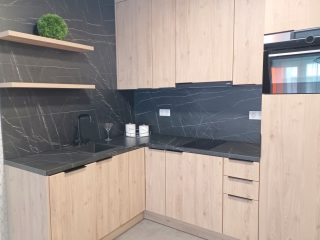 Eladó 41 m²-estársasházi lakás XIII. Kerület (Lőportár dűlő) , Lakberendezett, kiadható Szabolcs utca: 91'900'000 Ft