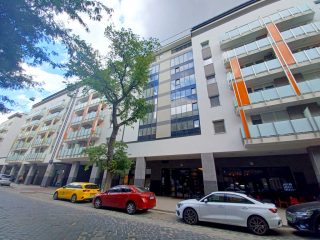 Eladó 41 m²-estársasházi lakás XIII. Kerület (Lőportár dűlő) , Lakberendezett, kiadható Szabolcs utca: 91'900'000 Ft