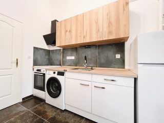 Eladó 28 m²-estársasházi lakás XIII. Kerület (Lőportár dűlő) , Városliget közelében: 54'000'000 Ft