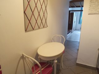 Kiadó 32 m²-estársasházi lakás XIII. Kerület (Újlipótváros) , Lehel térhez közeli utcában: 200'000 Ft