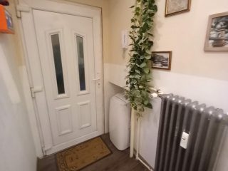 Eladó 32 m²-estársasházi lakás XIII. Kerület (Újlipótváros) , Nyugati tér: 73'500'000 Ft