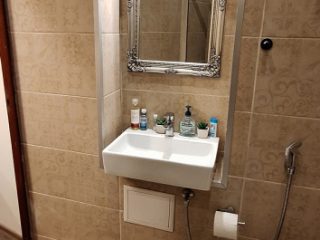 Eladó 32 m²-estársasházi lakás XIII. Kerület (Újlipótváros) , Nyugati tér: 73'500'000 Ft