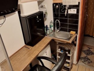 Eladó 32 m²-estársasházi lakás XIII. Kerület (Újlipótváros) , Nyugati tér: 73'500'000 Ft