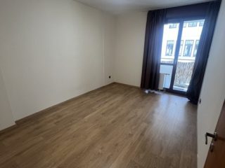 Eladó 72 m²-estársasházi lakás XIII. Kerület (Újlipótváros – Rómaikert) , Római kert: 146'000'000 Ft