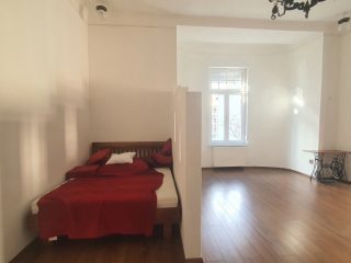 Kiadó 77 m²-estársasházi lakás XIII. Kerület (Újlipótváros) , VISEGRÁDI utca: 299'000 Ft