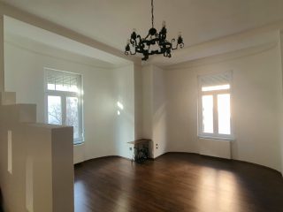 Kiadó 77 m²-estársasházi lakás XIII. Kerület (Újlipótváros) , VISEGRÁDI utca: 299'000 Ft