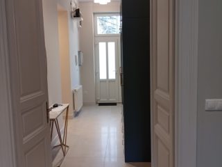 Kiadó 88 m²-estársasházi lakás XIII. Kerület (Újlipótváros) , Váci út: 540'000 Ft