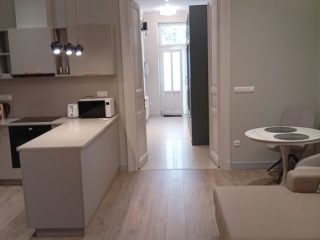 Kiadó 88 m²-estársasházi lakás XIII. Kerület (Újlipótváros) , Váci út: 540'000 Ft