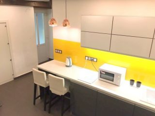 Kiadó 30 m²-estársasházi lakás XIII. Kerület (Újlipótváros) , Vígszínház utca: 170'000 Ft