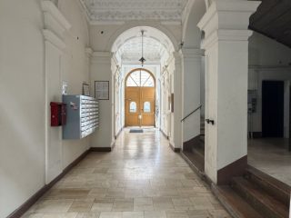 Kiadó 30 m²-estársasházi lakás XIII. Kerület (Újlipótváros) , Vígszínház utca: 170'000 Ft