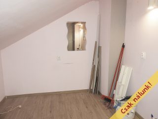 Eladó 27 m²-esüzlethelyiség utcai bejárattal XIII. Kerület (Újlipótváros) , röntgen utca: 34'000'000 Ft