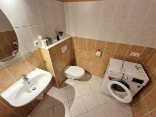 Kiadó 105 m²-estársasházi lakás XIII. Kerület (Vizafogó – Marinapart) , Marina Part Lakópark: 2'300 EUR