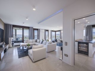 Kiadó 220 m²-estársasházi lakás XIII. Kerület (Vizafogó – Marinapart) , Marinapart: 8'800 EUR