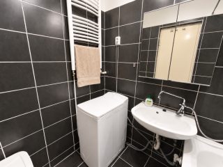 Eladó 56 m²-estársasházi lakás XIII. Kerület (Vizafogó lakótelep) , Dagály utcai lakótelep: 80'000'000 Ft