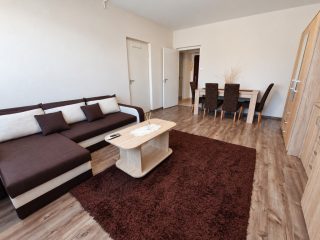 Eladó 56 m²-estársasházi lakás XIII. Kerület (Vizafogó lakótelep) , Dagály utcai lakótelep: 80'000'000 Ft