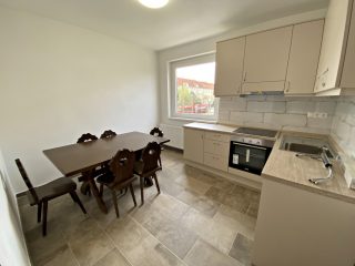 Eladó 270 m²-escsaládi ház XIV. Kerület (Alsórákos) , Alsórákos: 179'000'000 Ft