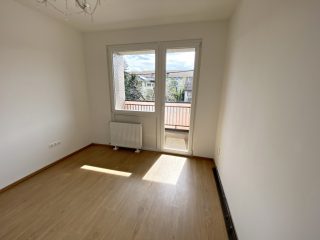 Eladó 270 m²-escsaládi ház XIV. Kerület (Alsórákos) , Alsórákos: 179'000'000 Ft