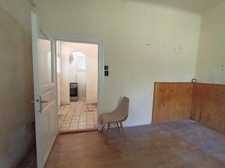 Eladó 32 m²-estársasházi lakás XIV. Kerület (Alsórákos) , Miskolci út közeli árnyas utca: 37'600'000 Ft