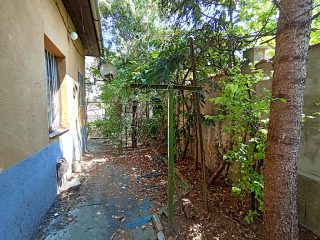 Eladó 32 m²-estársasházi lakás XIV. Kerület (Alsórákos) , Miskolci út közeli árnyas utca: 37'600'000 Ft
