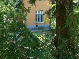 Eladó 32 m²-estársasházi lakás XIV. Kerület (Alsórákos) , Miskolci út közeli árnyas utca: 37'600'000 Ft
