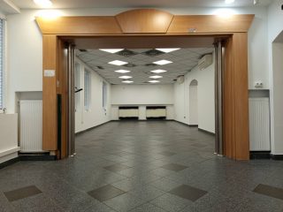 Kiadó 287 m²-esüzlethelyiség utcai bejárattal XIV. Kerület (Alsórákos) , Nagy gyalogosforgalmú főútvonalnál út: 1'435'000 Ft