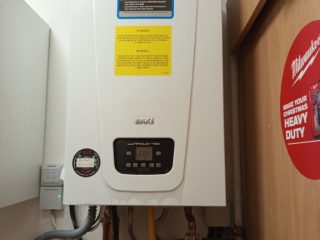 Kiadó 287 m²-esüzlethelyiség utcai bejárattal XIV. Kerület (Alsórákos) , Nagy gyalogosforgalmú főútvonalnál út: 1'435'000 Ft