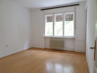 Kiadó 76 m²-escsaládi házban kialakított iroda XIV. Kerület (Alsórákos) , Örs vezér útja: 200'000 Ft