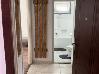 Eladó 45 m²-estársasházi lakás XIV. Kerület (Alsórákos) , Szuglói Körvasút sor: 65'000'000 Ft