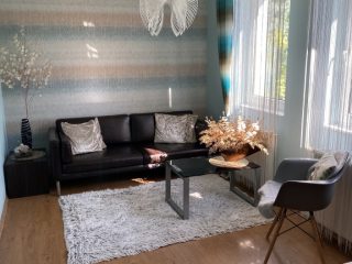 Eladó 260 m²-escsaládi ház XIV. Kerület (Alsórákos) , Vadvirág utca: 329'000'000 Ft