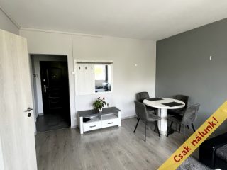 Eladó 46 m²-estársasházi lakás XIV. Kerület (Füredi lakótelep) , Ablakos konyhás, Csertő utca: 42'000'000 Ft