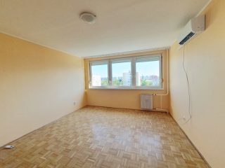 Eladó 49 m²-estársasházi lakás XIV. Kerület (Füredi lakótelep) , IKEA közeli utca: 62'500'000 Ft
