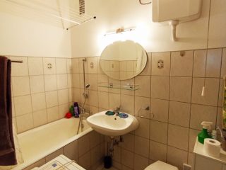 Eladó 46 m²-estársasházi lakás XIV. Kerület (Füredi lakótelep) , Ond vezér útja: 61'500'000 Ft