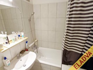 Eladó 50 m²-estársasházi lakás XIV. Kerület (Füredi lakótelep) , Park felőli lépcsőházban, Vezér utca: 64'900'000 Ft