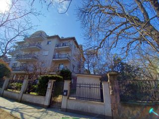 Kiadó 42 m²-estársasházi lakás XIV. Kerület (Herminamező) , Gépkocsi beállóval, Columbus utca: 280'000 Ft