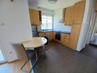 Kiadó 42 m²-estársasházi lakás XIV. Kerület (Herminamező) , Gépkocsi beállóval, Columbus utca: 280'000 Ft