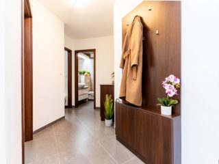 Eladó 94 m²-estársasházi lakás XIV. Kerület (Herminamező) , Levendula lakóparkban: 159'700'000 Ft