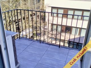 Eladó 25 m²-estársasházi lakás XIV. Kerület (Herminamező) , Thököly út: 42'000'000 Ft