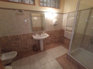 Kiadó 110 m²-estársasházi lakás XIV. Kerület (Istvánmező) , Izsó utca: 660 EUR