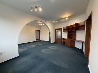 Kiadó 150 m²-esegyéb iroda XIV. Kerület (Kiszugló) , Nagy Lajos király útja: 360'000 Ft