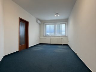 Kiadó 150 m²-esegyéb üzlethelyiség XIV. Kerület (Kiszugló) , NagyLajos király útja: 457'200 Ft