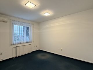 Kiadó 150 m²-esegyéb üzlethelyiség XIV. Kerület (Kiszugló) , NagyLajos király útja: 457'200 Ft