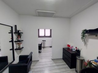 Eladó 41 m²-esüzlethelyiség utcai bejárattal XIV. Kerület (Törökőr) , Fogarasi út: 42'900'000 Ft