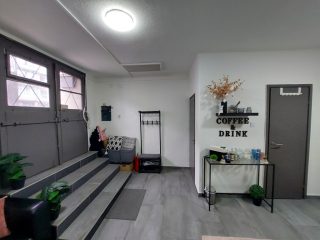 Kiadó 41 m²-esüzlethelyiség utcai bejárattal XIV. Kerület (Törökőr) , Fogarasi út: 350'000 Ft