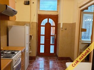 Eladó 25 m²-estársasházi lakás XIV. Kerület (Törökőr) , Kerepesi út: 33'000'000 Ft