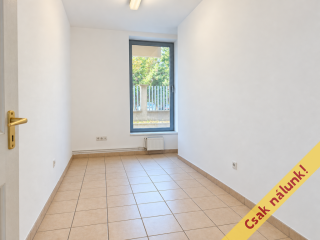 Eladó 142 m²-esüzlethelyiség utcai bejárattal XIV. Kerület (Törökőr) , Mexikói út: 109'000'000 Ft