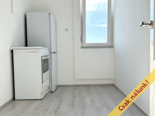 Eladó 47 m²-estársasházi lakás XIV. Kerület (Törökőr) , Táborhely utca: 59'900'000 Ft