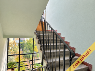 Eladó 49 m²-estársasházi lakás XIV. Kerület (Törökőr) , Táborhely utca: 59'900'000 Ft