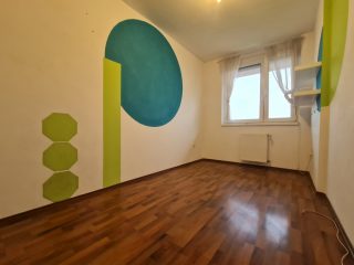 Eladó 89 m²-estársasházi lakás XIV. Kerület (Törökőr) , Várna utca: 110'000'000 Ft