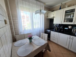 Eladó 62 m²-estársasházi lakás XIX. Kerület (Felső-Kispest) , Dobó Katica utca: 69'900'000 Ft