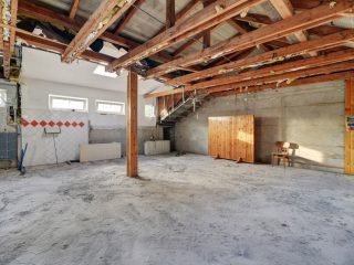 Eladó 200 m²-escsaládi ház XIX. Kerület (Felső-Kispest) , KÖ-KI közeli utca: 139'500'000 Ft